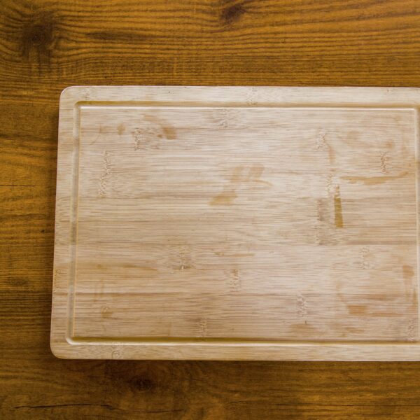 Acacia wood cutting board with juice groove